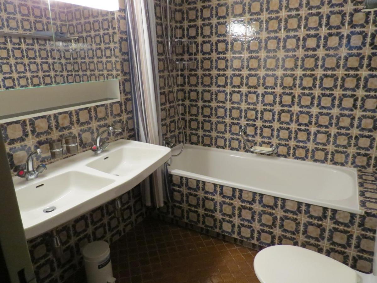 Appartement In Hus Signal Met Prachtig Uitzicht Op De Bergen Klosters Esterno foto